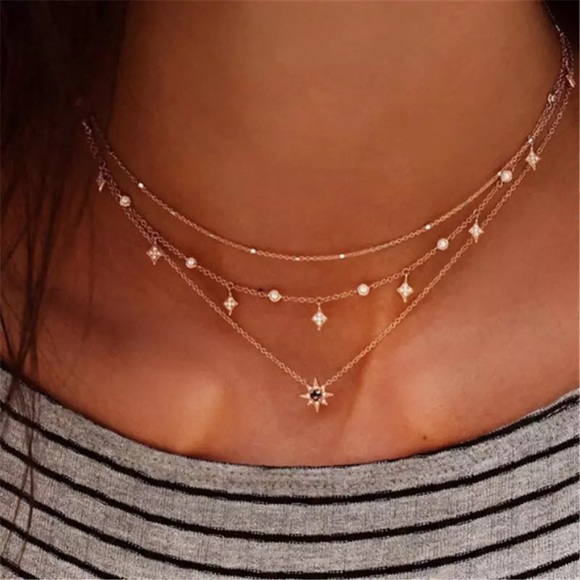 Blondie Joy Boutique Jewelry - ‼️3/$30 Boho Multilayer Crystal Star Gold Necklace